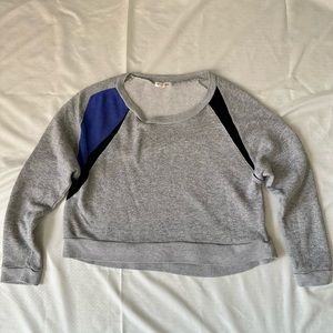 Silence + Noise Cropped Sweater Size Small